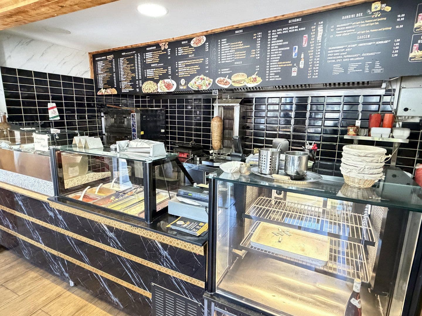 Pronájem nebytového prostoru 214 m², Lohbachstraße 8, Velbert, Severní Porýní-Vestfálsko Pronájem nebytového prostoru 214 m², Lohbachstraße 8, Velbert, Severní Porýní-Vestfálsko