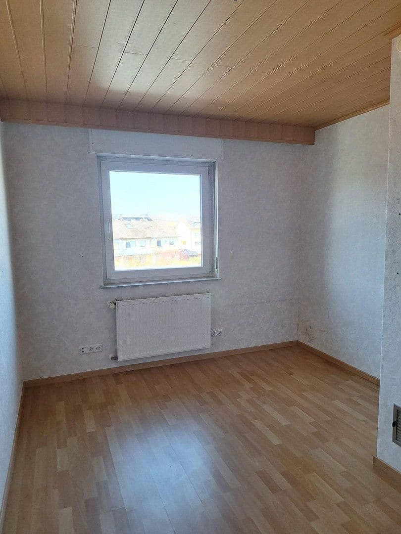 Prodej domu 97 m², pozemek 240 m², Kurfürst-Dietrich-Straße 10, Montabaur, Porýní-Falc Prodej domu 97 m², pozemek 240 m², Kurfürst-Dietrich-Straße 10, Montabaur, Porýní-Falc