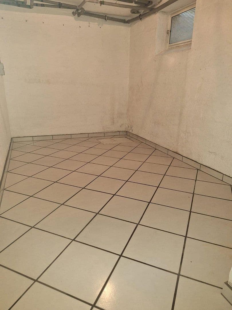 Prodej domu 97 m², pozemek 240 m², Kurfürst-Dietrich-Straße 10, Montabaur, Porýní-Falc Prodej domu 97 m², pozemek 240 m², Kurfürst-Dietrich-Straße 10, Montabaur, Porýní-Falc