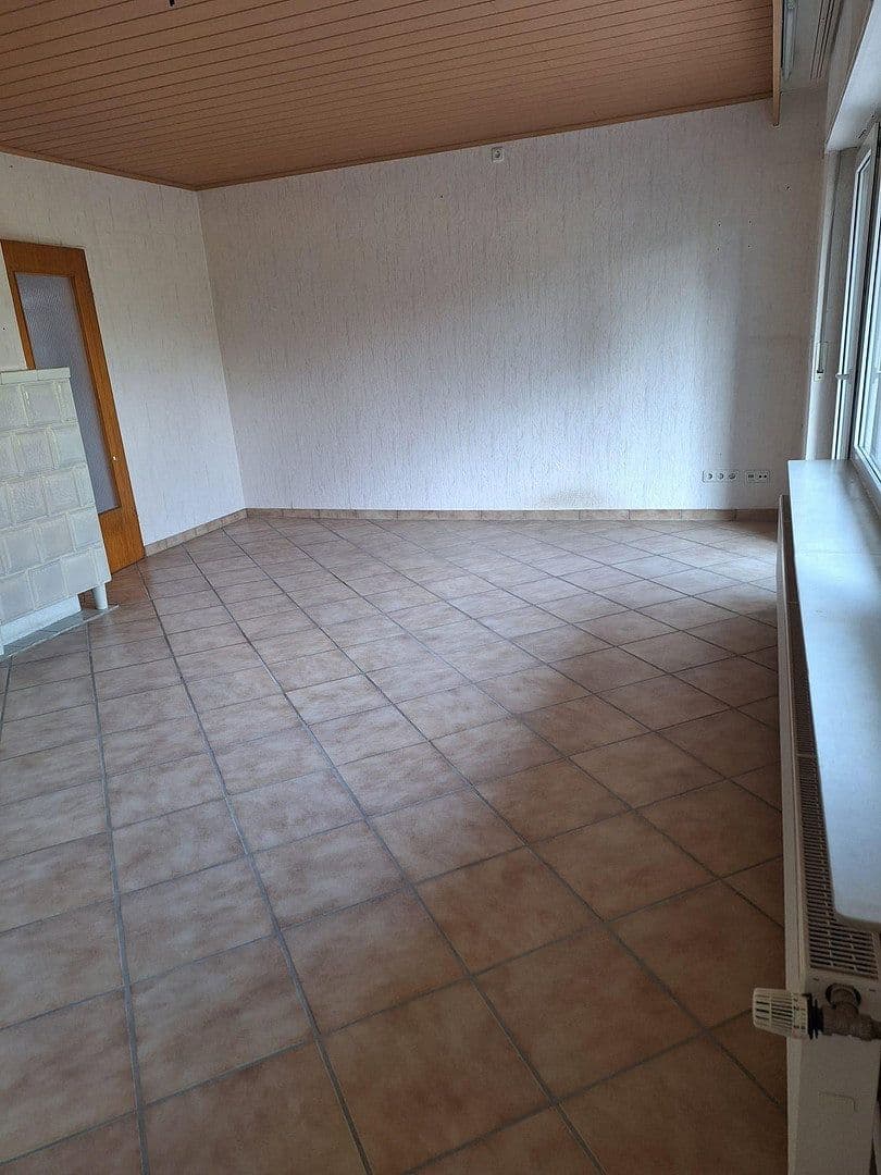 Prodej domu 97 m², pozemek 240 m², Kurfürst-Dietrich-Straße 10, Montabaur, Porýní-Falc Prodej domu 97 m², pozemek 240 m², Kurfürst-Dietrich-Straße 10, Montabaur, Porýní-Falc