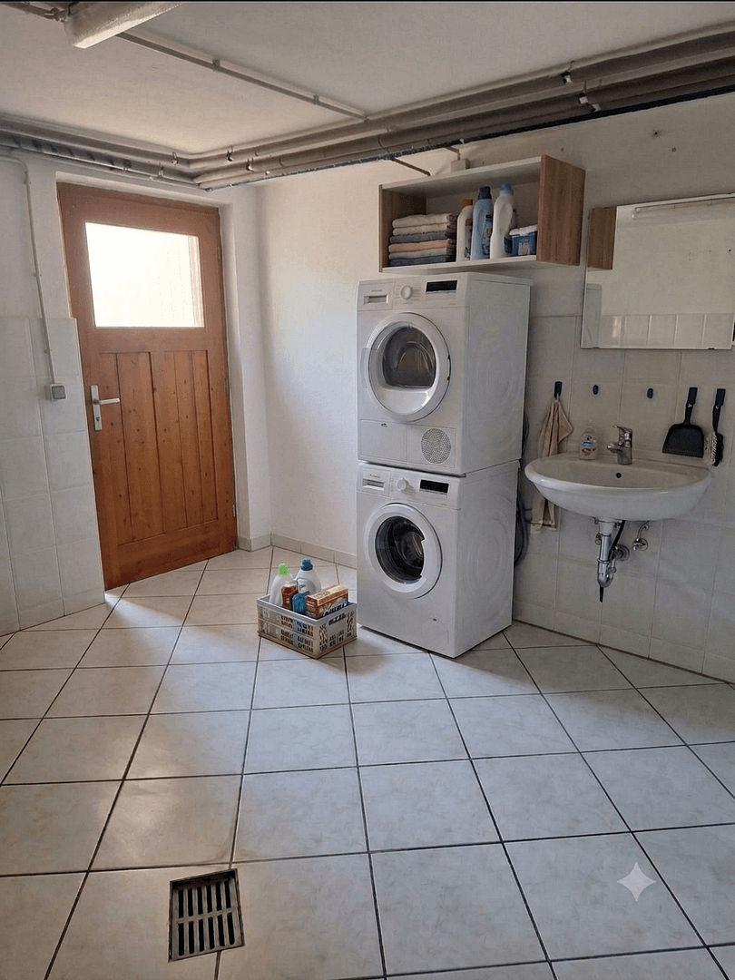 Prodej domu 97 m², pozemek 240 m², Kurfürst-Dietrich-Straße 10, Montabaur, Porýní-Falc Prodej domu 97 m², pozemek 240 m², Kurfürst-Dietrich-Straße 10, Montabaur, Porýní-Falc