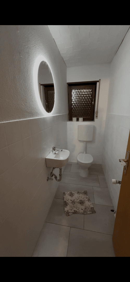 Pronájem bytu 3+1 105 m², Schifferstadt, Porýní-Falc Pronájem bytu 3+1 105 m², Schifferstadt, Porýní-Falc