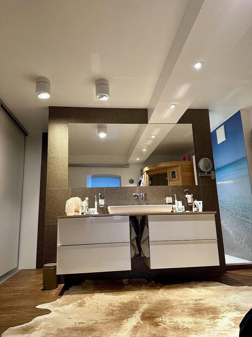 Prodej bytu 7+kk 293 m², Biberach an der Riß, Bádensko-Württembersko Prodej bytu 7+kk 293 m², Biberach an der Riß, Bádensko-Württembersko