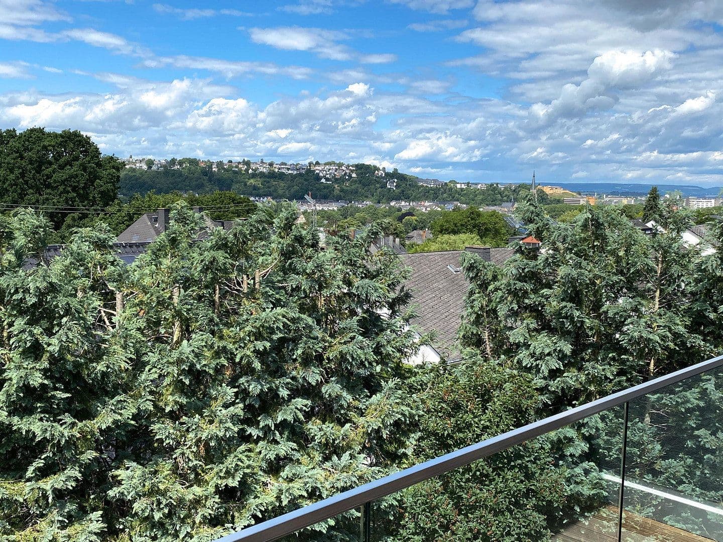 Pronájem bytu 4+1 210 m², Koblenz, Porýní-Falc Pronájem bytu 4+1 210 m², Koblenz, Porýní-Falc