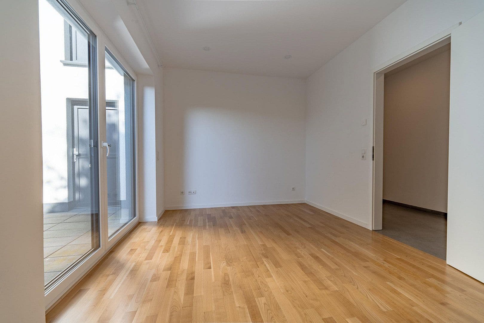 Pronájem bytu 4+1 210 m², Koblenz, Porýní-Falc Pronájem bytu 4+1 210 m², Koblenz, Porýní-Falc
