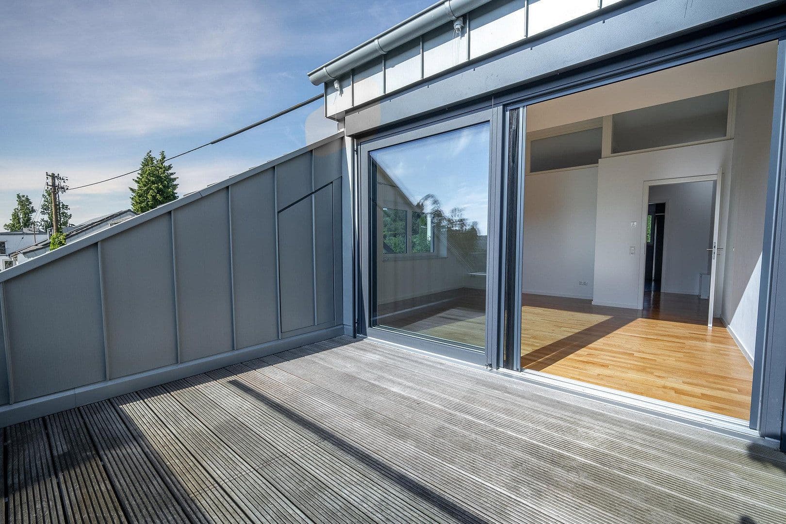 Pronájem bytu 4+1 210 m², Koblenz, Porýní-Falc Pronájem bytu 4+1 210 m², Koblenz, Porýní-Falc