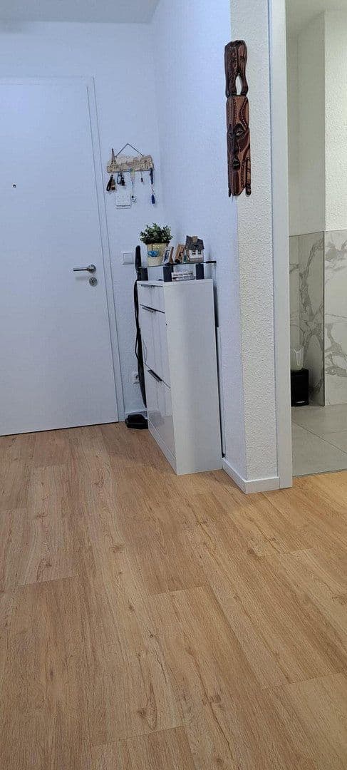 Pronájem bytu 4+1 100 m², Sulzbacher strasse 111, Backnang, Bádensko-Württembersko Pronájem bytu 4+1 100 m², Sulzbacher strasse 111, Backnang, Bádensko-Württembersko