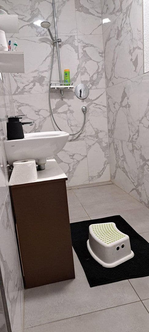 Pronájem bytu 4+1 100 m², Sulzbacher strasse 111, Backnang, Bádensko-Württembersko Pronájem bytu 4+1 100 m², Sulzbacher strasse 111, Backnang, Bádensko-Württembersko