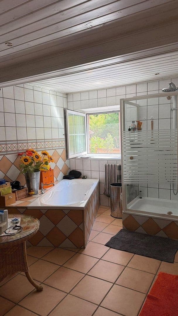 Prodej domu 240 m², pozemek 1.288 m², Wassenberg, Severní Porýní-Vestfálsko Prodej domu 240 m², pozemek 1.288 m², Wassenberg, Severní Porýní-Vestfálsko
