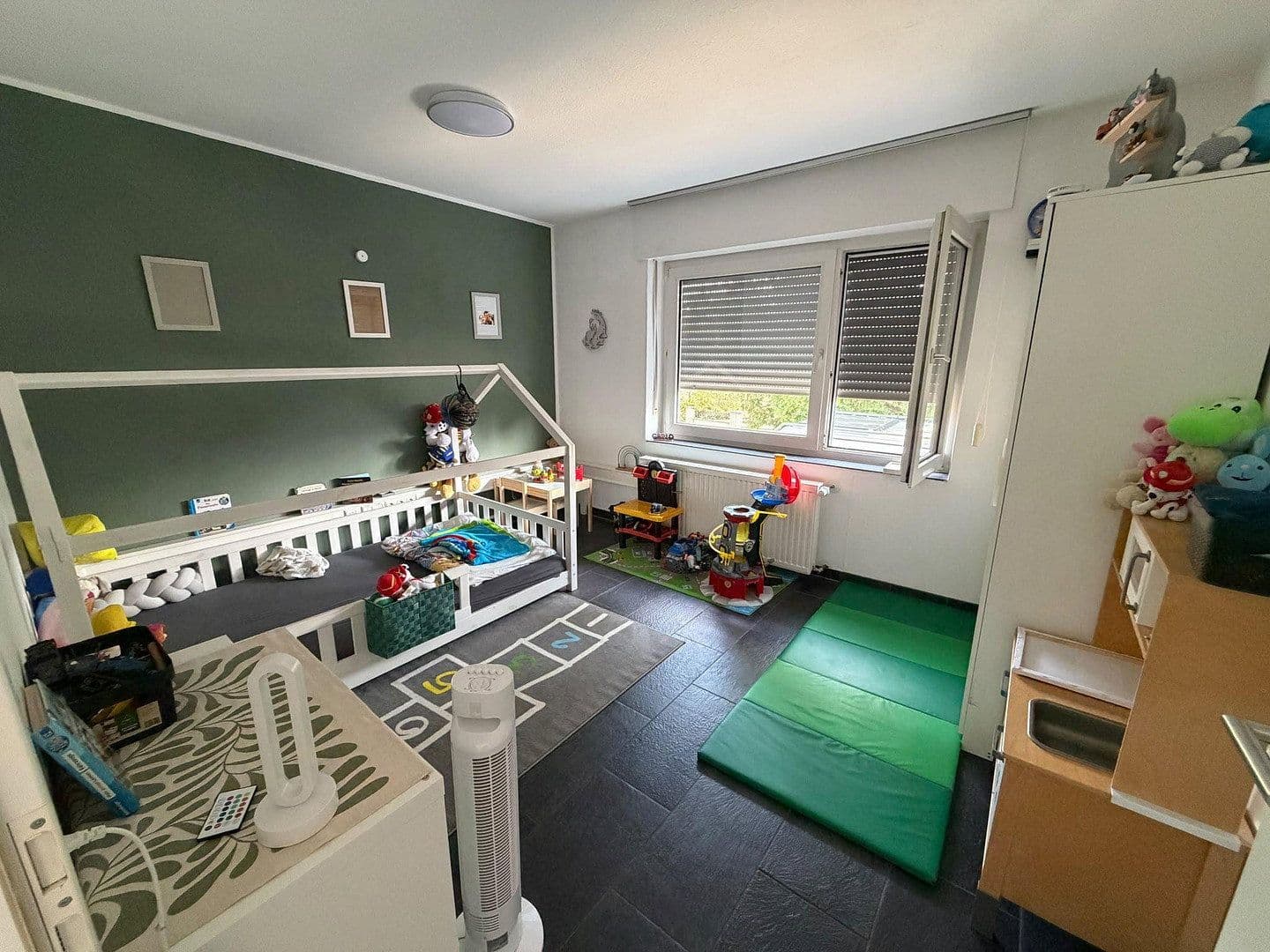 Prodej domu 240 m², pozemek 1.288 m², Wassenberg, Severní Porýní-Vestfálsko Prodej domu 240 m², pozemek 1.288 m², Wassenberg, Severní Porýní-Vestfálsko