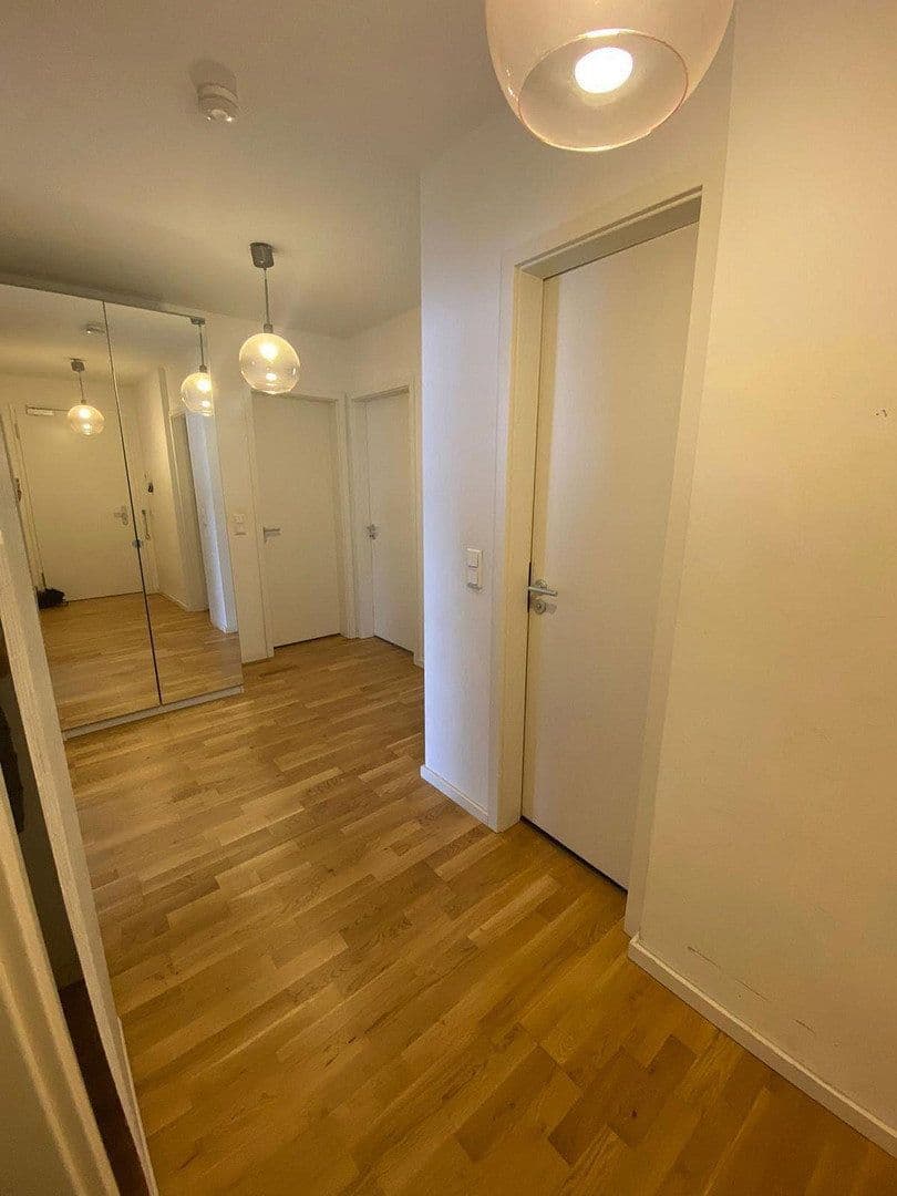 Prodej bytu 3+1 76 m², Gürtelstraße, Berlin, Berlín Prodej bytu 3+1 76 m², Gürtelstraße, Berlin, Berlín