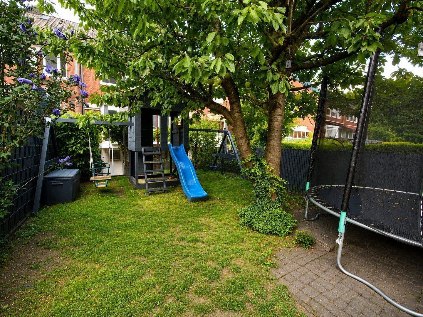 Prodej domu 110 m², pozemek 173 m², Bremen, Bremen Prodej domu 110 m², pozemek 173 m², Bremen, Bremen