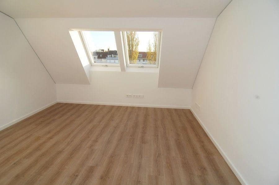 Prodej bytu 4+1 133 m², Heßstr., München, Bavorsko Prodej bytu 4+1 133 m², Heßstr., München, Bavorsko