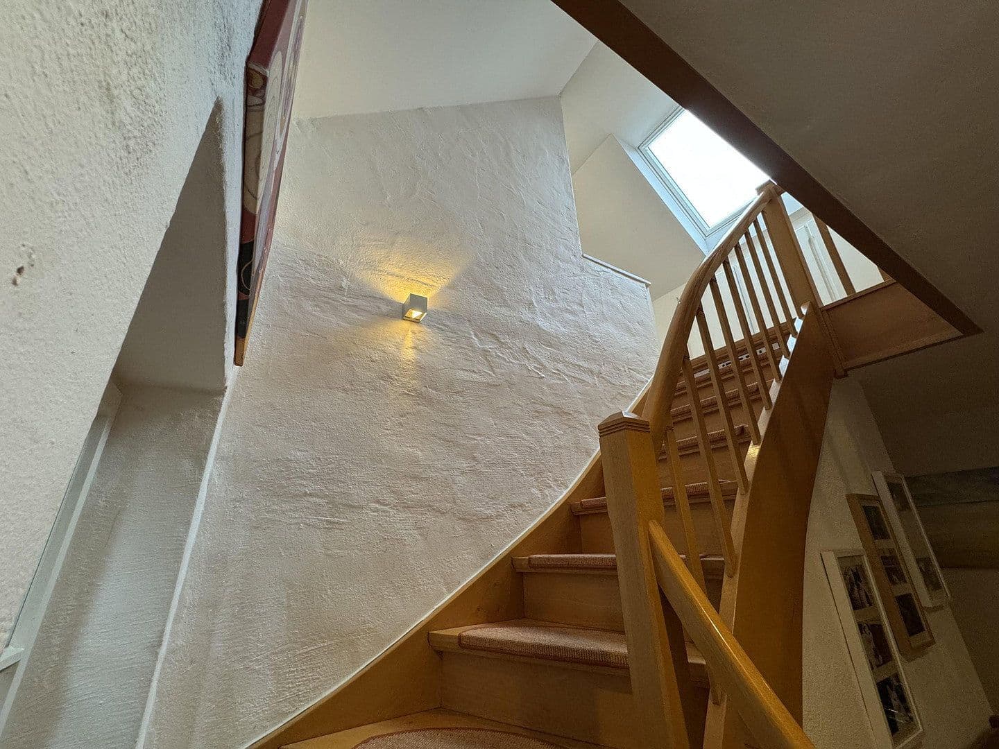Prodej domu 178 m², pozemek 641 m², Köln, Severní Porýní-Vestfálsko Prodej domu 178 m², pozemek 641 m², Köln, Severní Porýní-Vestfálsko