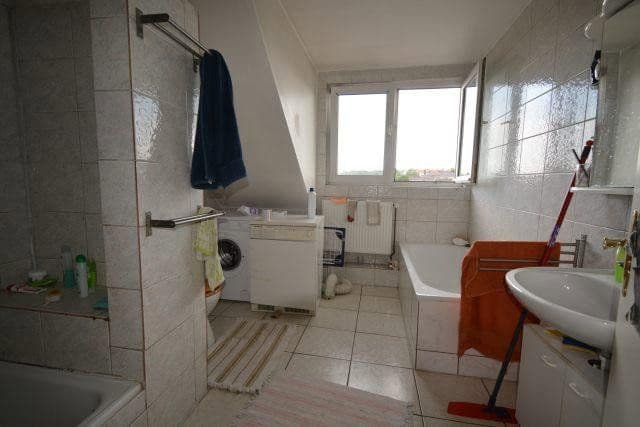 Pronájem bytu 3+1 85 m², Holländische Straße 130, Kassel, Hessen Pronájem bytu 3+1 85 m², Holländische Straße 130, Kassel, Hessen