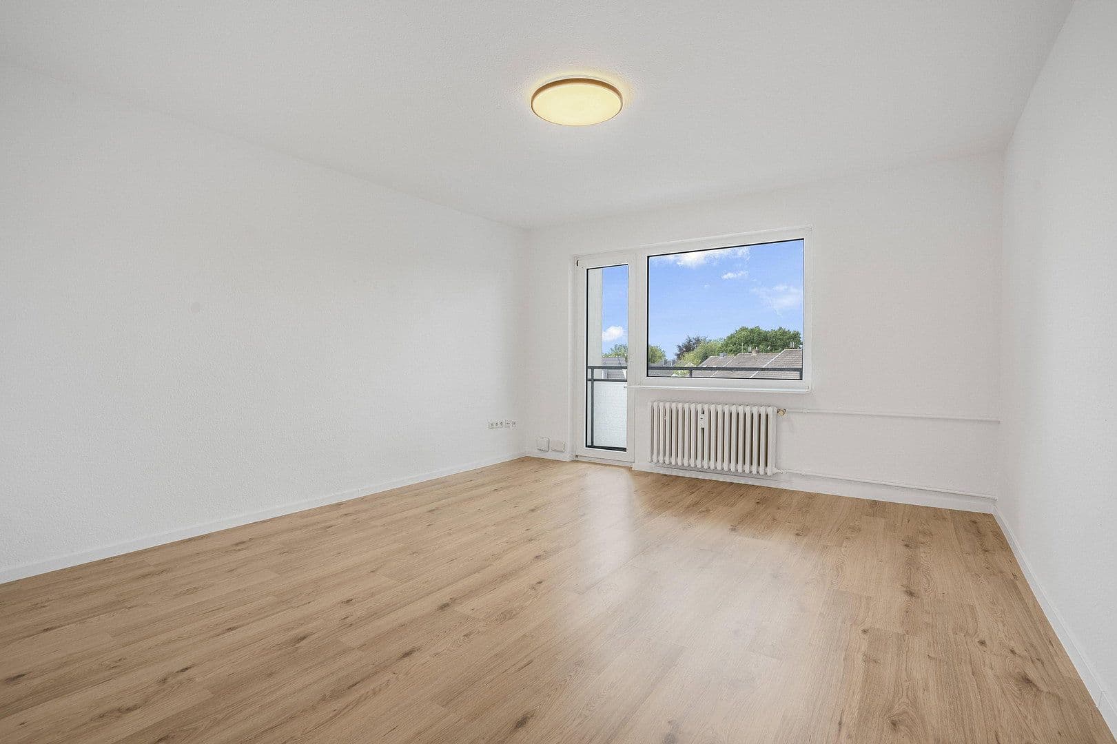 Prodej bytu 3+1 70 m², Mettmann, Severní Porýní-Vestfálsko Prodej bytu 3+1 70 m², Mettmann, Severní Porýní-Vestfálsko
