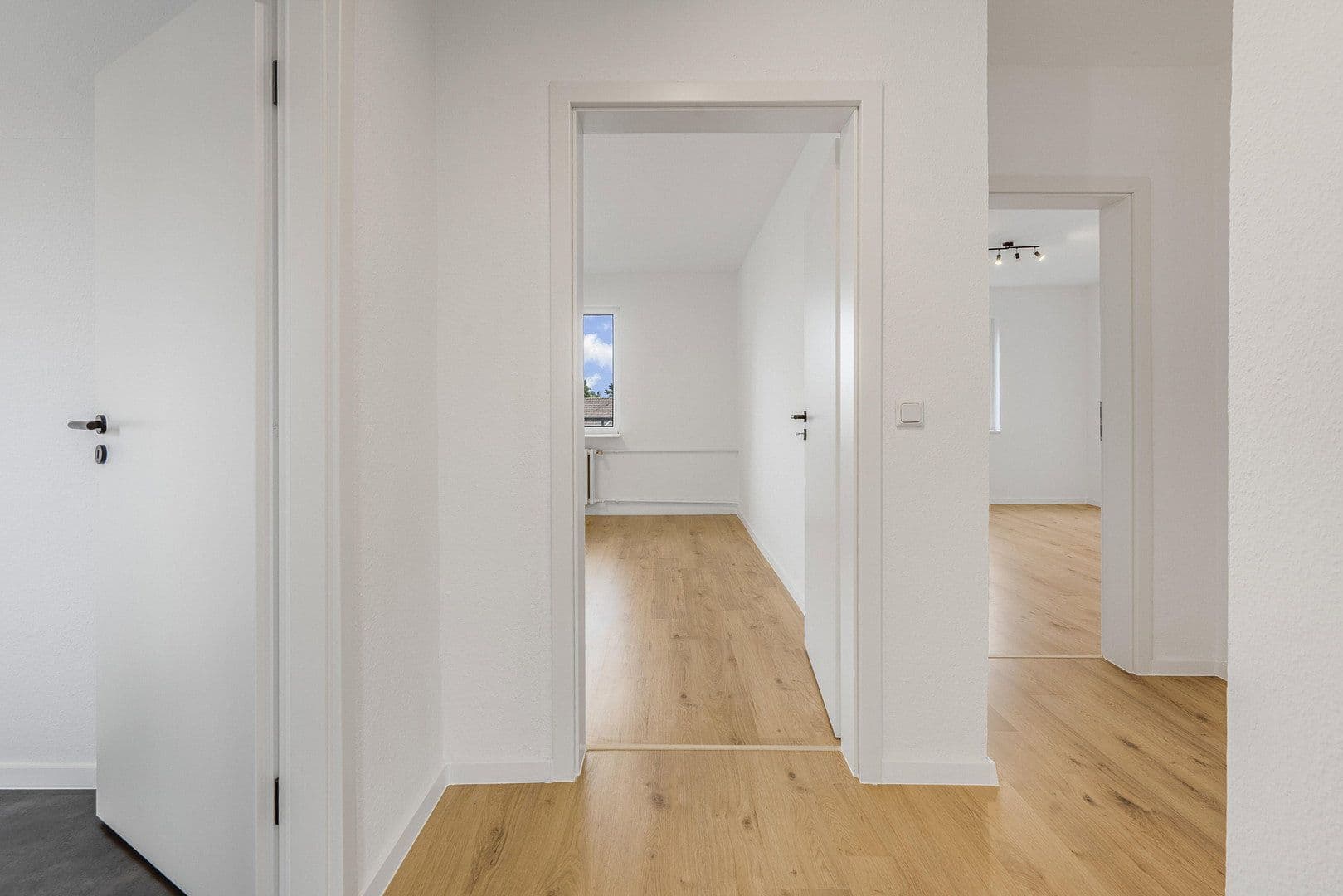 Prodej bytu 3+1 70 m², Mettmann, Severní Porýní-Vestfálsko Prodej bytu 3+1 70 m², Mettmann, Severní Porýní-Vestfálsko
