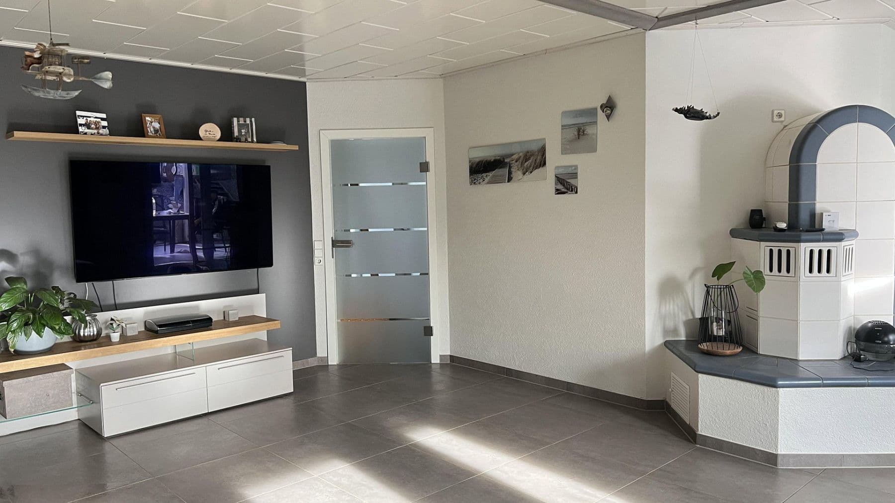 Prodej domu 165 m², pozemek 922 m², Königheim, Bádensko-Württembersko Prodej domu 165 m², pozemek 922 m², Königheim, Bádensko-Württembersko