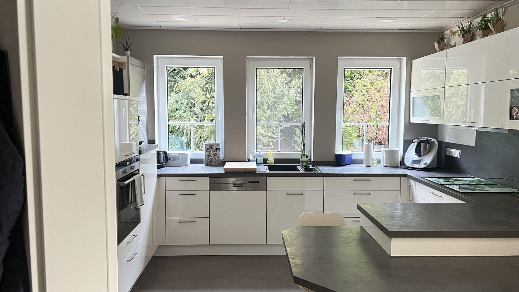 Prodej domu 165 m², pozemek 922 m², Königheim, Bádensko-Württembersko Prodej domu 165 m², pozemek 922 m², Königheim, Bádensko-Württembersko