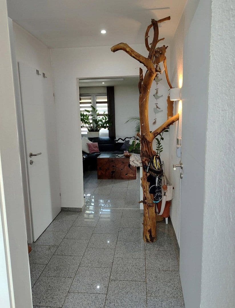 Prodej domu 100 m², pozemek 349 m², Weinsberg, Bádensko-Württembersko Prodej domu 100 m², pozemek 349 m², Weinsberg, Bádensko-Württembersko