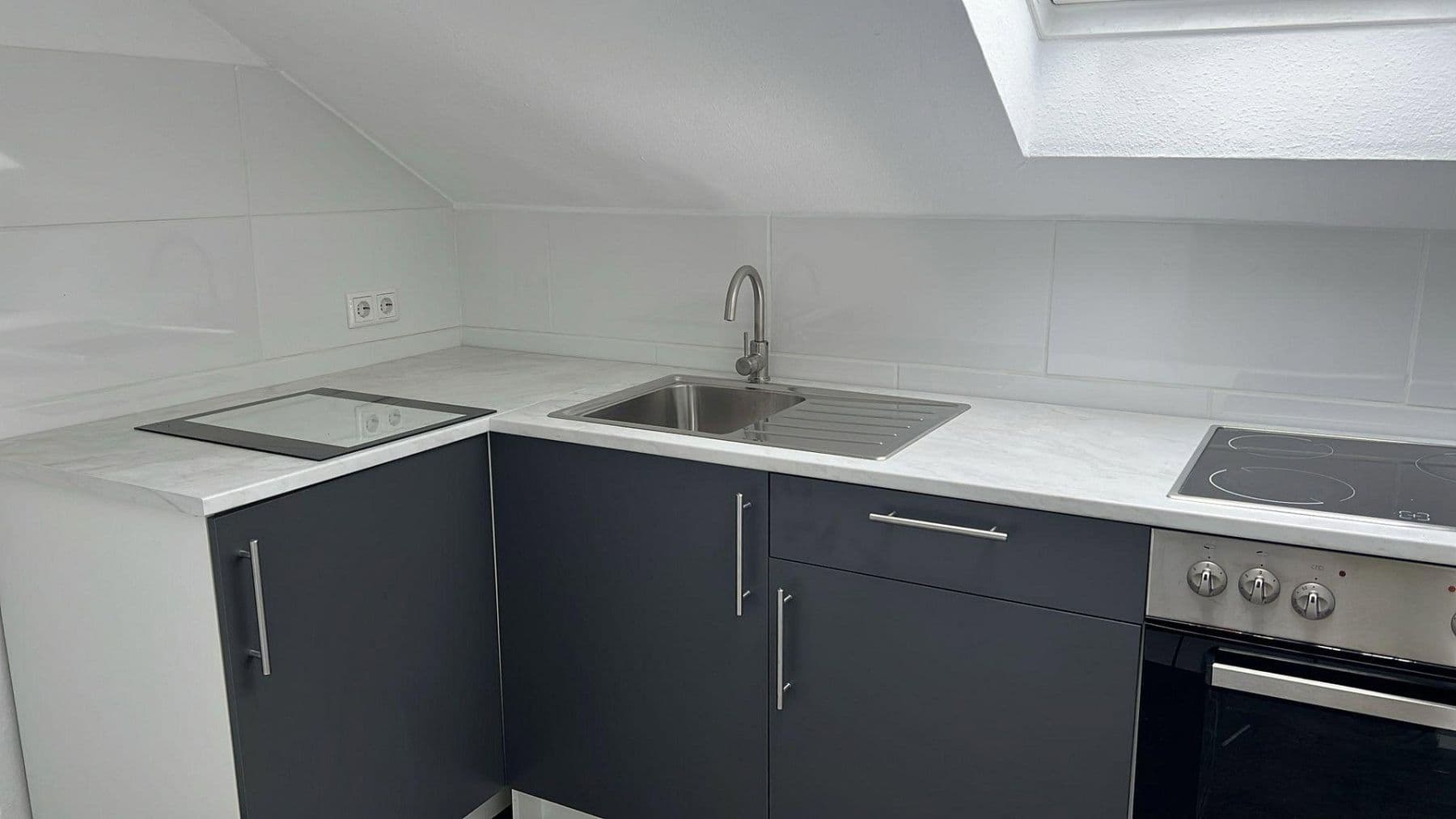 Pronájem bytu 2+1 46 m², Zum Rotenberg 2, Detmold, Severní Porýní-Vestfálsko Pronájem bytu 2+1 46 m², Zum Rotenberg 2, Detmold, Severní Porýní-Vestfálsko