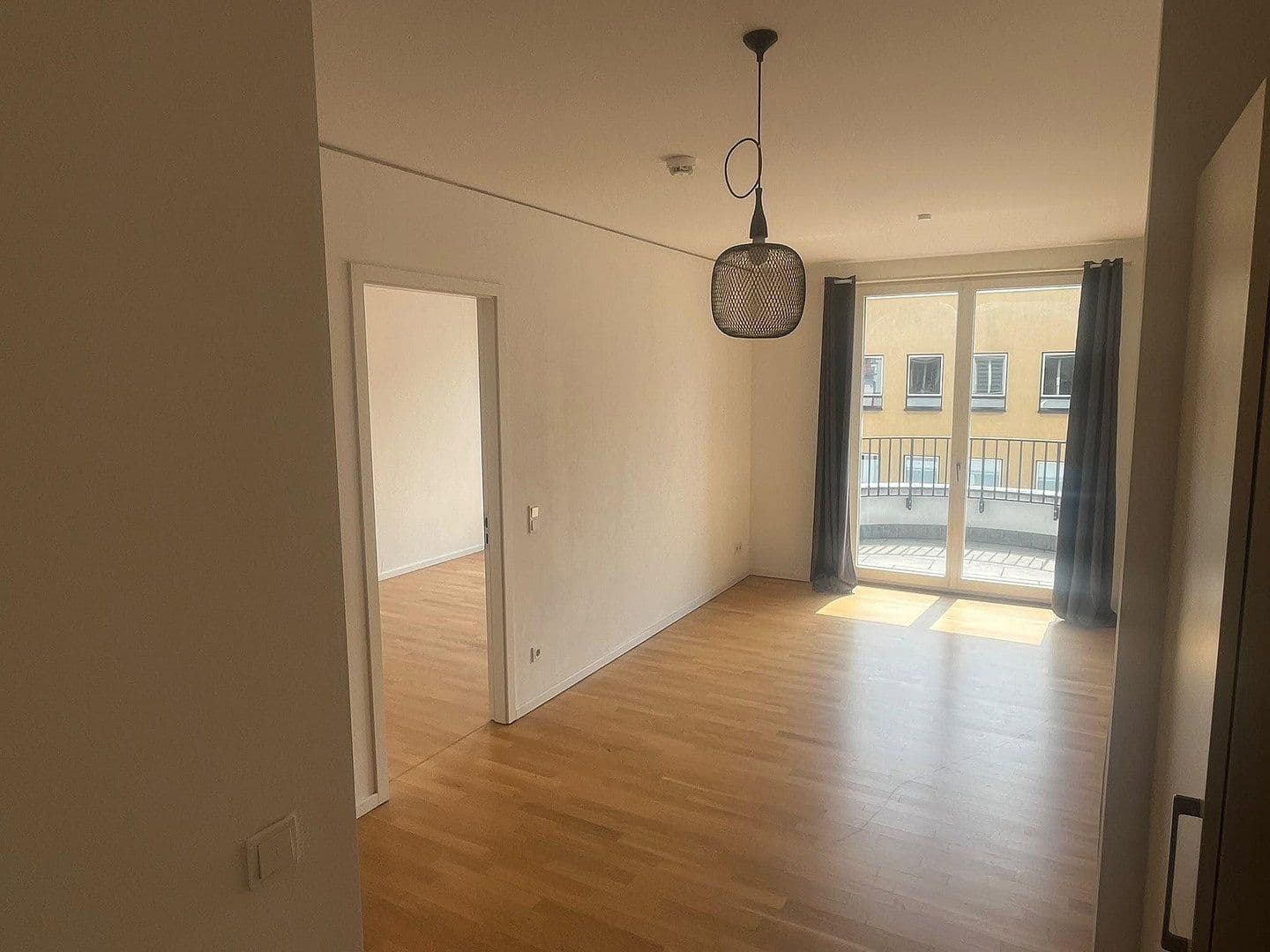 Prodej bytu 2+1 50 m², Rigaer Straße 67, Berlin, Berlín Prodej bytu 2+1 50 m², Rigaer Straße 67, Berlin, Berlín