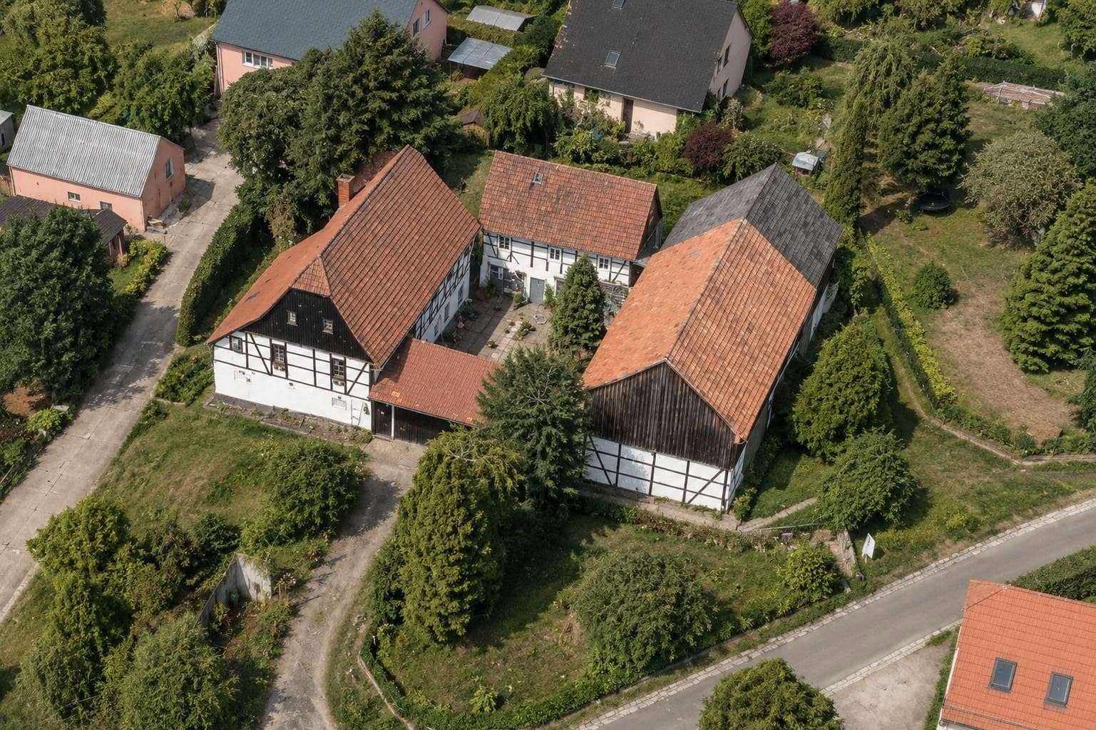 Pronájem bytu 2+kk 90 m², Zur Hohle 2, Dresden, Sasko Pronájem bytu 2+kk 90 m², Zur Hohle 2, Dresden, Sasko