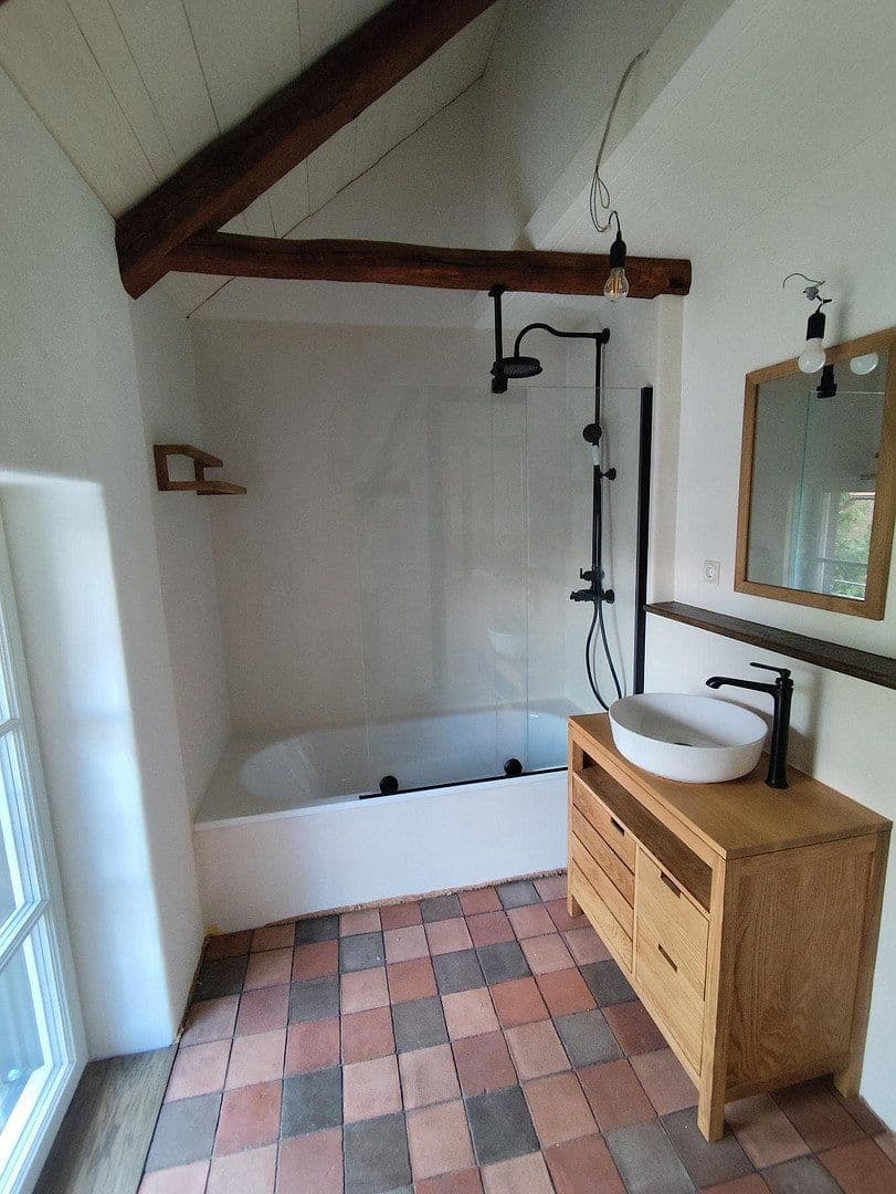 Pronájem bytu 2+kk 90 m², Zur Hohle 2, Dresden, Sasko Pronájem bytu 2+kk 90 m², Zur Hohle 2, Dresden, Sasko