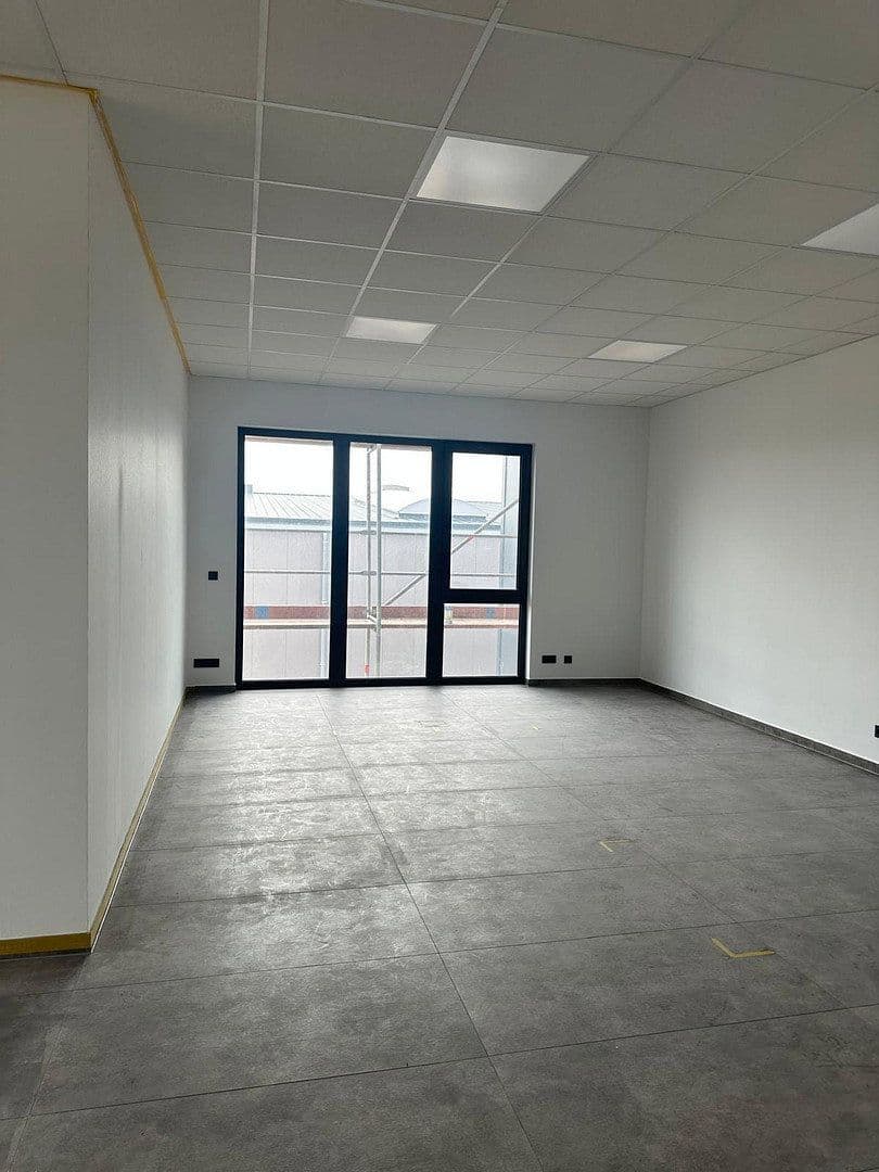 Pronájem kanceláře 96 m², Emmy-Noether-Str. 4, Rheinbach, Severní Porýní-Vestfálsko Pronájem kanceláře 96 m², Emmy-Noether-Str. 4, Rheinbach, Severní Porýní-Vestfálsko