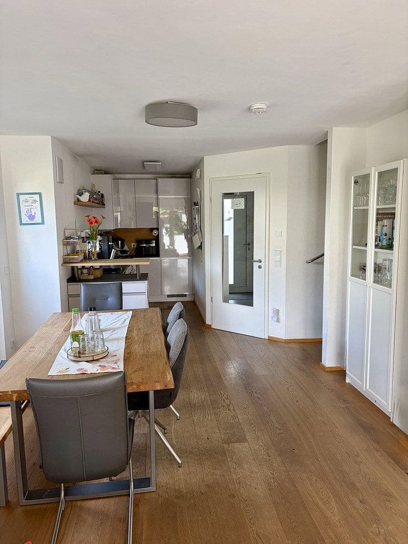 Pronájem bytu 4+1 101 m², Taufkirchen, Bavorsko Pronájem bytu 4+1 101 m², Taufkirchen, Bavorsko