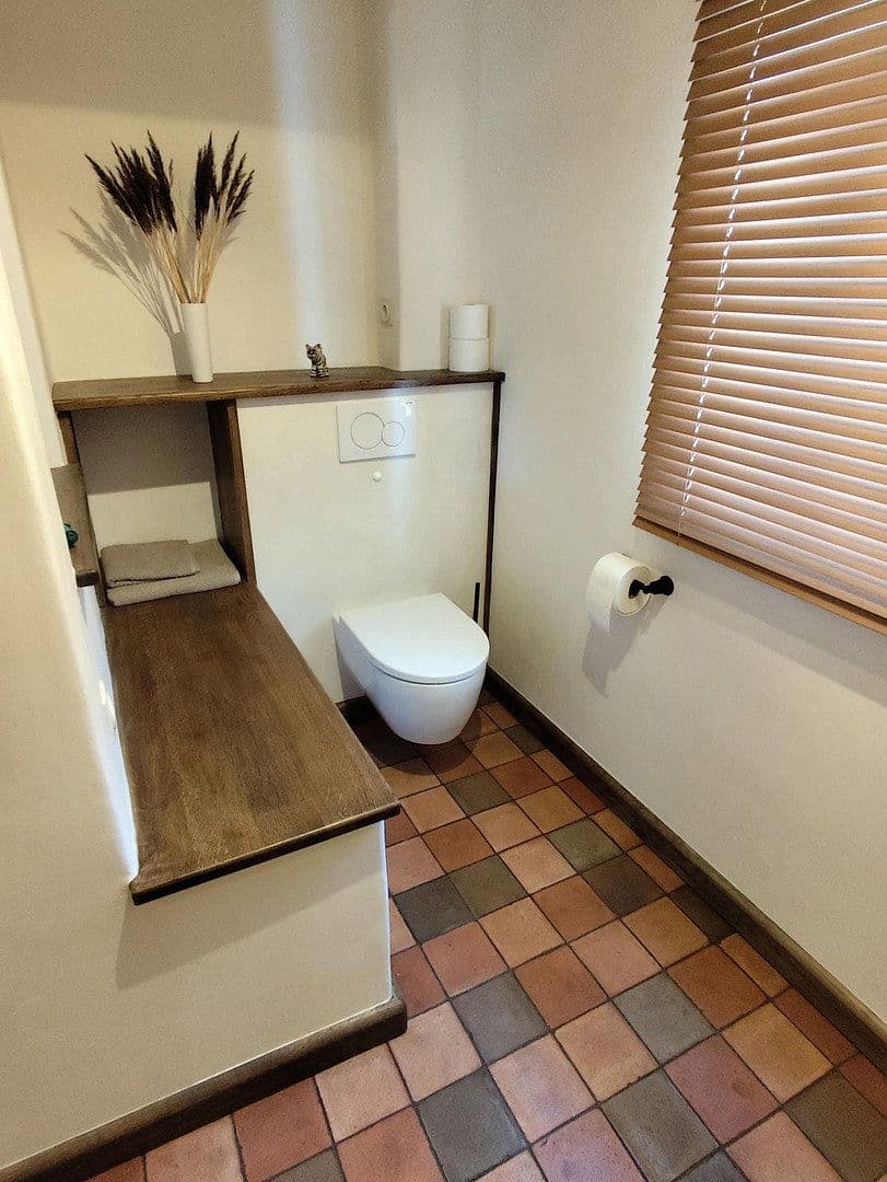Pronájem bytu 1+kk 66 m², Zur Hohle 2, Dresden, Sasko Pronájem bytu 1+kk 66 m², Zur Hohle 2, Dresden, Sasko