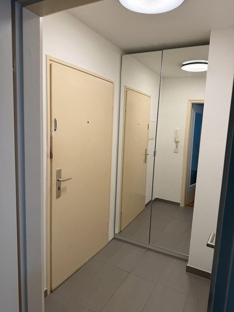 Pronájem bytu 1+kk 32 m², Grafing, Bavorsko Pronájem bytu 1+kk 32 m², Grafing, Bavorsko