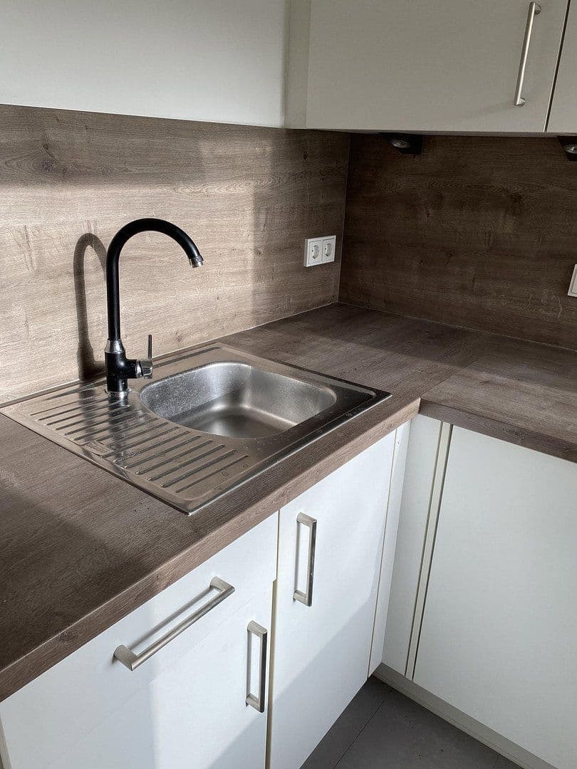 Pronájem bytu 1+kk 32 m², Grafing, Bavorsko Pronájem bytu 1+kk 32 m², Grafing, Bavorsko