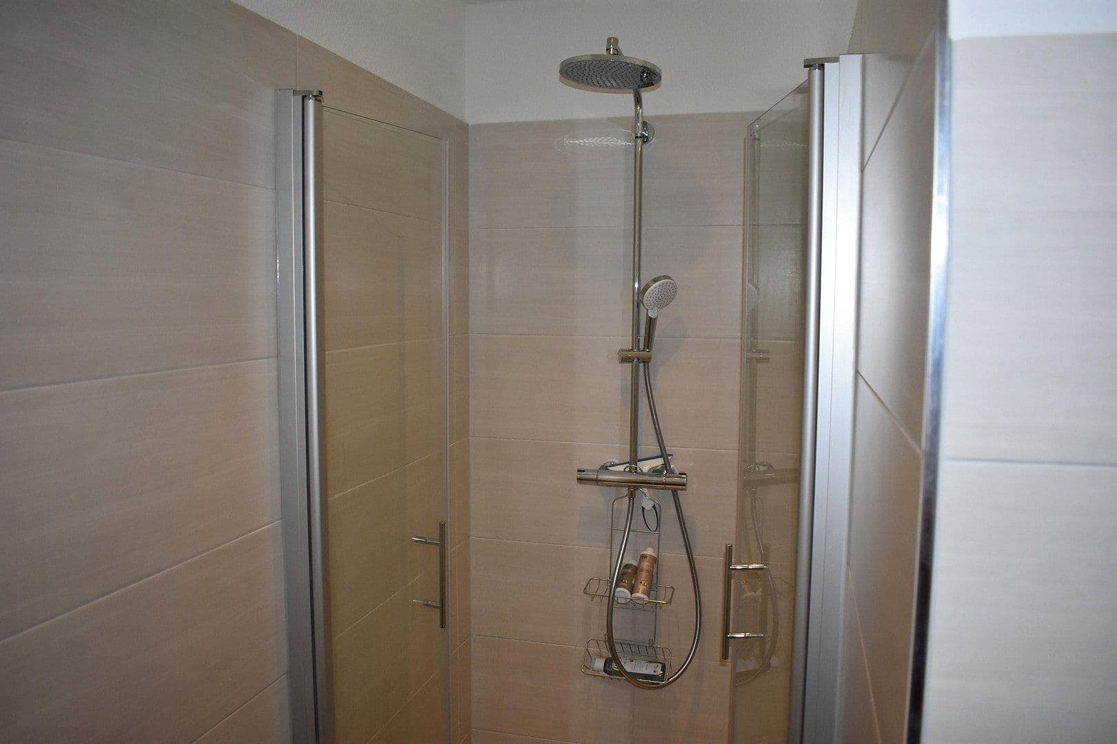 Prodej domu 180 m², pozemek 528 m², Georg Heinemann Strasse 43, Ratzeburg, Šlesvicko-Holštýnsko Prodej domu 180 m², pozemek 528 m², Georg Heinemann Strasse 43, Ratzeburg, Šlesvicko-Holštýnsko