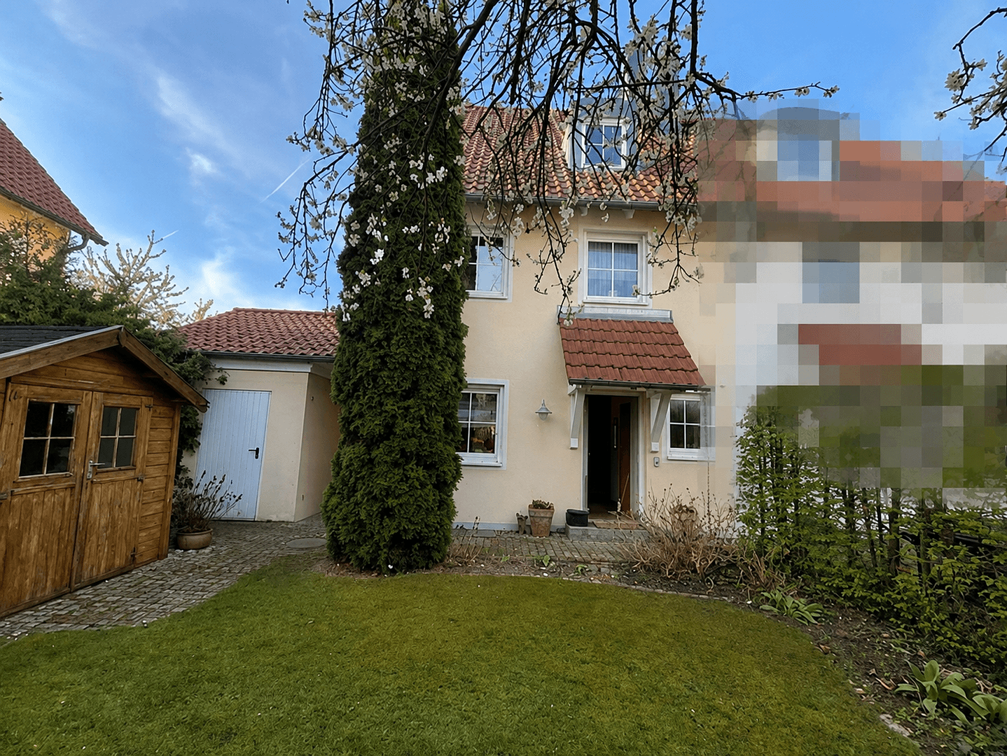 Prodej domu 156 m², pozemek 372 m², Markt Indersdorf, Bavorsko Prodej domu 156 m², pozemek 372 m², Markt Indersdorf, Bavorsko