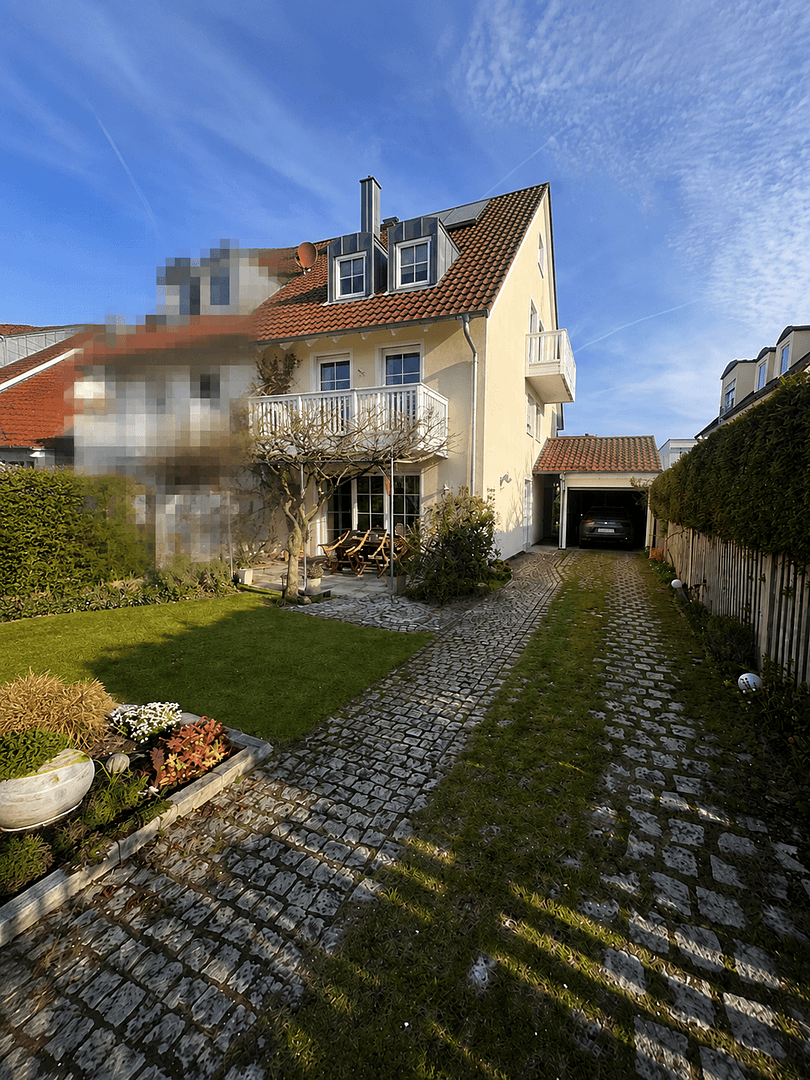 Prodej domu 156 m², pozemek 372 m², Markt Indersdorf, Bavorsko Prodej domu 156 m², pozemek 372 m², Markt Indersdorf, Bavorsko
