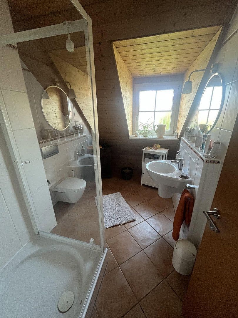 Prodej domu 156 m², pozemek 372 m², Markt Indersdorf, Bavorsko Prodej domu 156 m², pozemek 372 m², Markt Indersdorf, Bavorsko