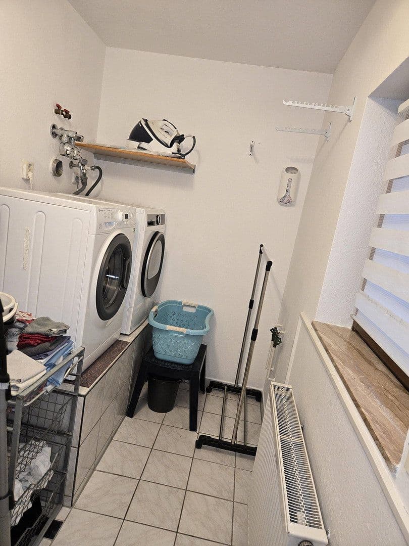Prodej domu 216 m², pozemek 549 m², Gelnhausen, Hessen Prodej domu 216 m², pozemek 549 m², Gelnhausen, Hessen