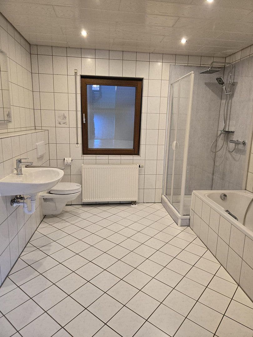Prodej domu 216 m², pozemek 549 m², Gelnhausen, Hessen Prodej domu 216 m², pozemek 549 m², Gelnhausen, Hessen