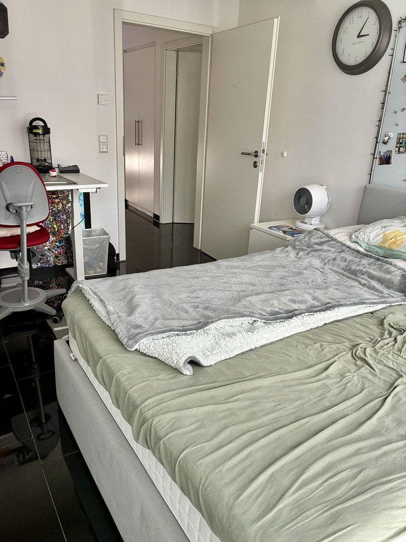 Pronájem domu 147 m², pozemek 355 m², Schlehenstraße 8, Unterschleißheim-Hollern, Bavorsko Pronájem domu 147 m², pozemek 355 m², Schlehenstraße 8, Unterschleißheim-Hollern, Bavorsko