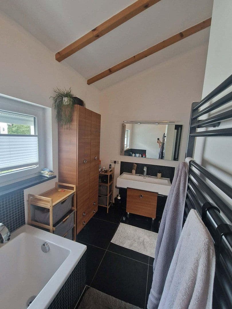 Pronájem domu 147 m², pozemek 355 m², Schlehenstraße 8, Unterschleißheim-Hollern, Bavorsko Pronájem domu 147 m², pozemek 355 m², Schlehenstraße 8, Unterschleißheim-Hollern, Bavorsko