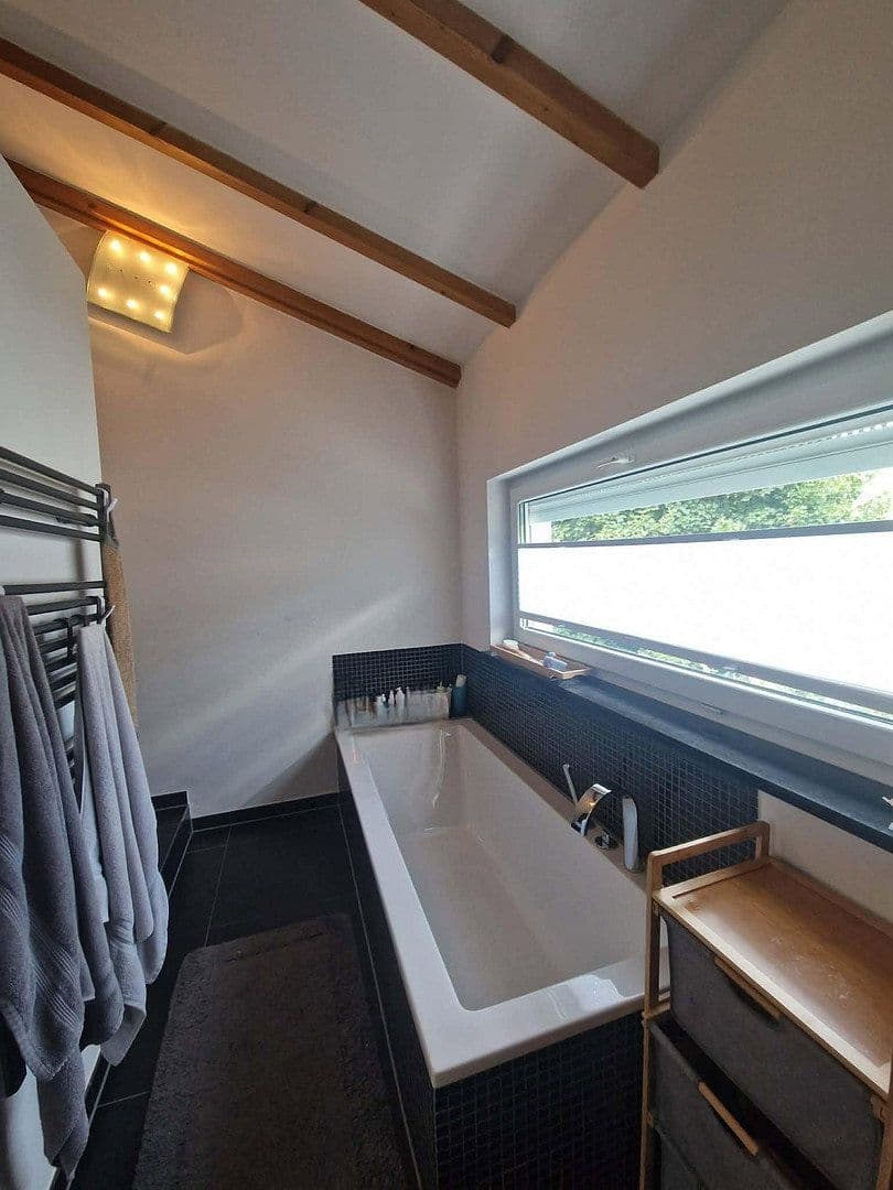 Pronájem domu 147 m², pozemek 355 m², Schlehenstraße 8, Unterschleißheim-Hollern, Bavorsko Pronájem domu 147 m², pozemek 355 m², Schlehenstraße 8, Unterschleißheim-Hollern, Bavorsko