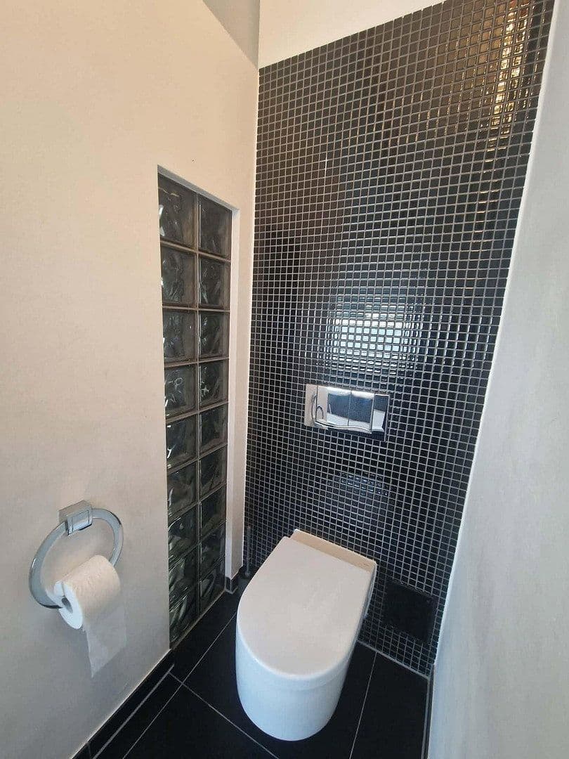 Pronájem domu 147 m², pozemek 355 m², Schlehenstraße 8, Unterschleißheim-Hollern, Bavorsko Pronájem domu 147 m², pozemek 355 m², Schlehenstraße 8, Unterschleißheim-Hollern, Bavorsko
