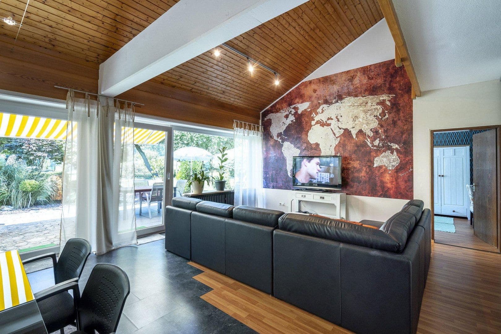 Prodej domu 351 m², pozemek 2.442 m², Weißenhorn, Bavorsko Prodej domu 351 m², pozemek 2.442 m², Weißenhorn, Bavorsko