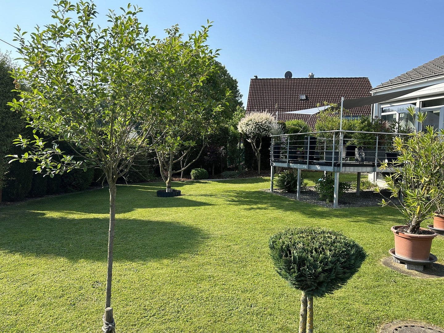 Prodej domu 351 m², pozemek 2.442 m², Weißenhorn, Bavorsko Prodej domu 351 m², pozemek 2.442 m², Weißenhorn, Bavorsko