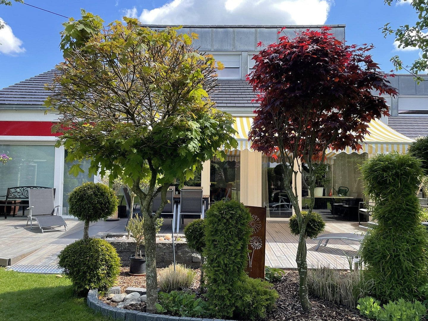 Prodej domu 351 m², pozemek 2.442 m², Weißenhorn, Bavorsko Prodej domu 351 m², pozemek 2.442 m², Weißenhorn, Bavorsko