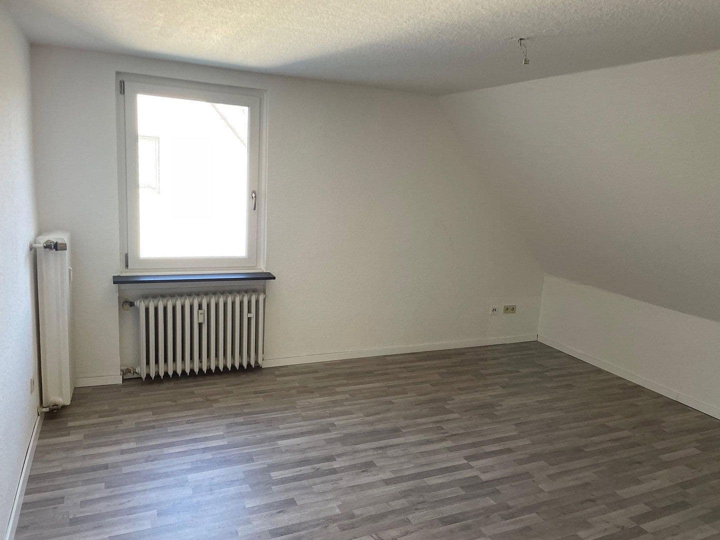 Pronájem bytu 3+1 68 m², Theoderichstraße 10, Bochum, Severní Porýní-Vestfálsko Pronájem bytu 3+1 68 m², Theoderichstraße 10, Bochum, Severní Porýní-Vestfálsko