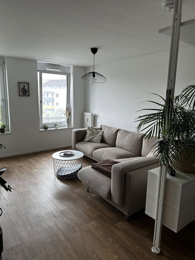 Pronájem bytu 2+1 78 m², Karlsruhe, Bádensko-Württembersko Pronájem bytu 2+1 78 m², Karlsruhe, Bádensko-Württembersko