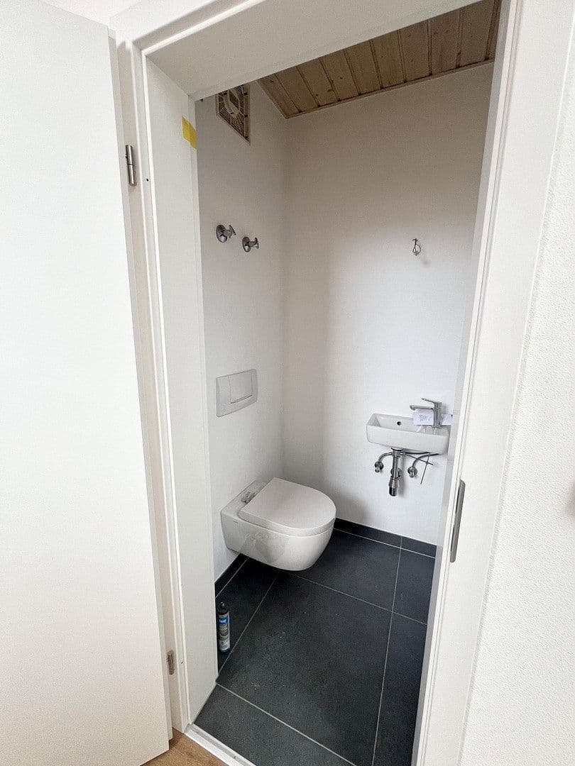 Pronájem bytu 4+1 149 m², Brühl, Bádensko-Württembersko Pronájem bytu 4+1 149 m², Brühl, Bádensko-Württembersko