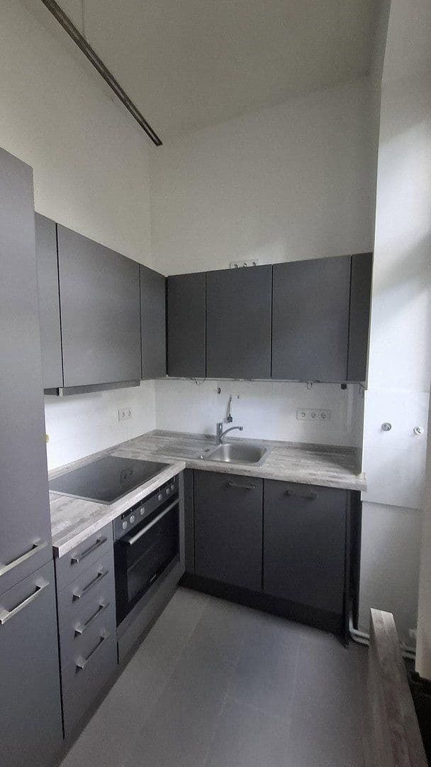 Prodej bytu 2+1 60 m², Berlin Spandau, Berlín Prodej bytu 2+1 60 m², Berlin Spandau, Berlín